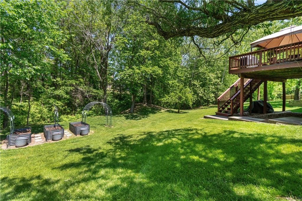 1110 Sarah Lane — photo 33