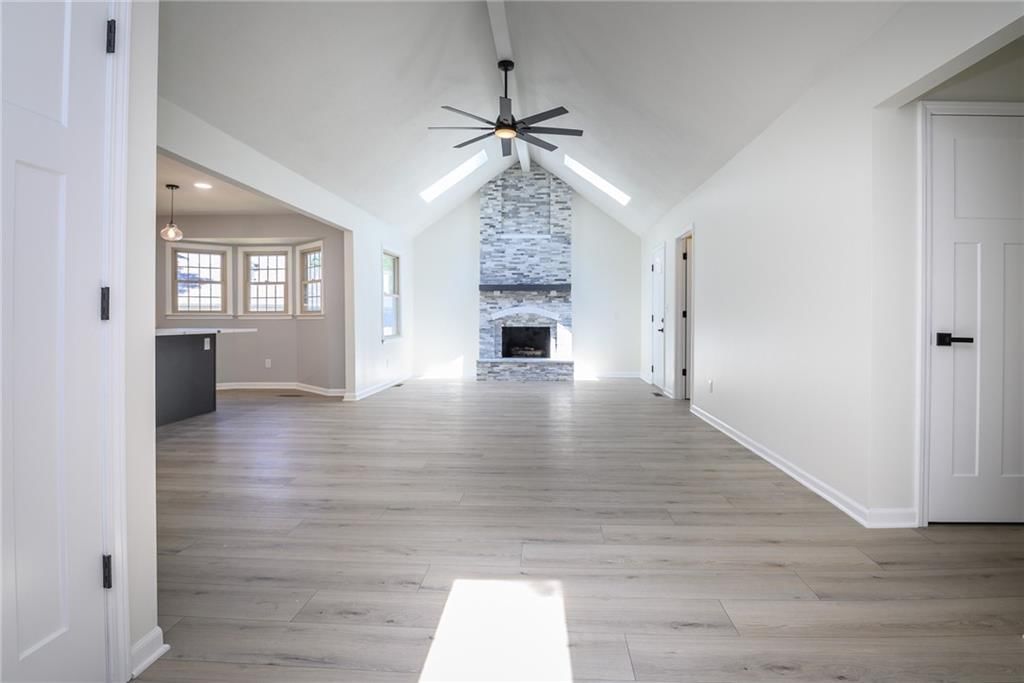 10595 Bradshaw Street — photo 2