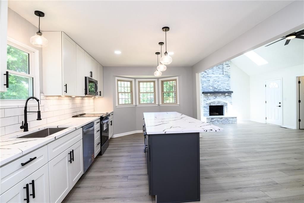 10595 Bradshaw Street — photo 7