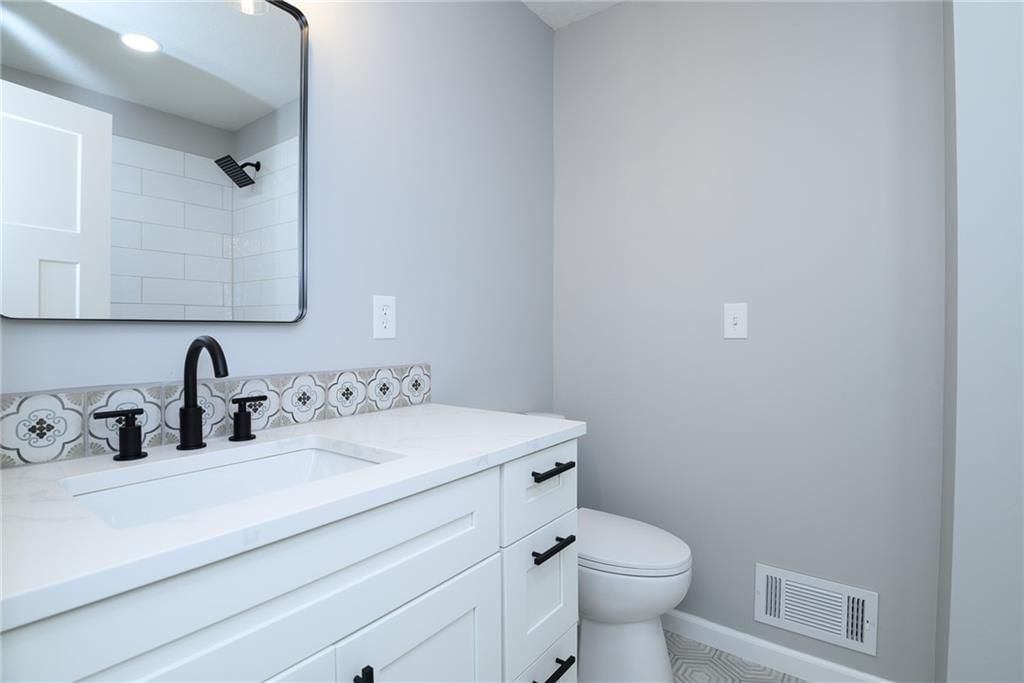 10595 Bradshaw Street — photo 18