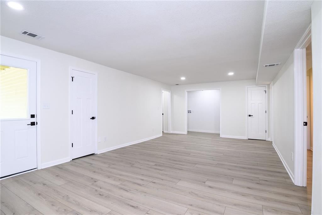 10595 Bradshaw Street — photo 26