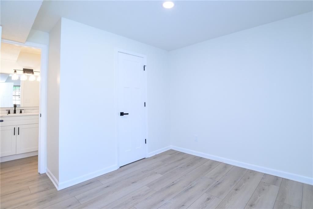 10595 Bradshaw Street — photo 29