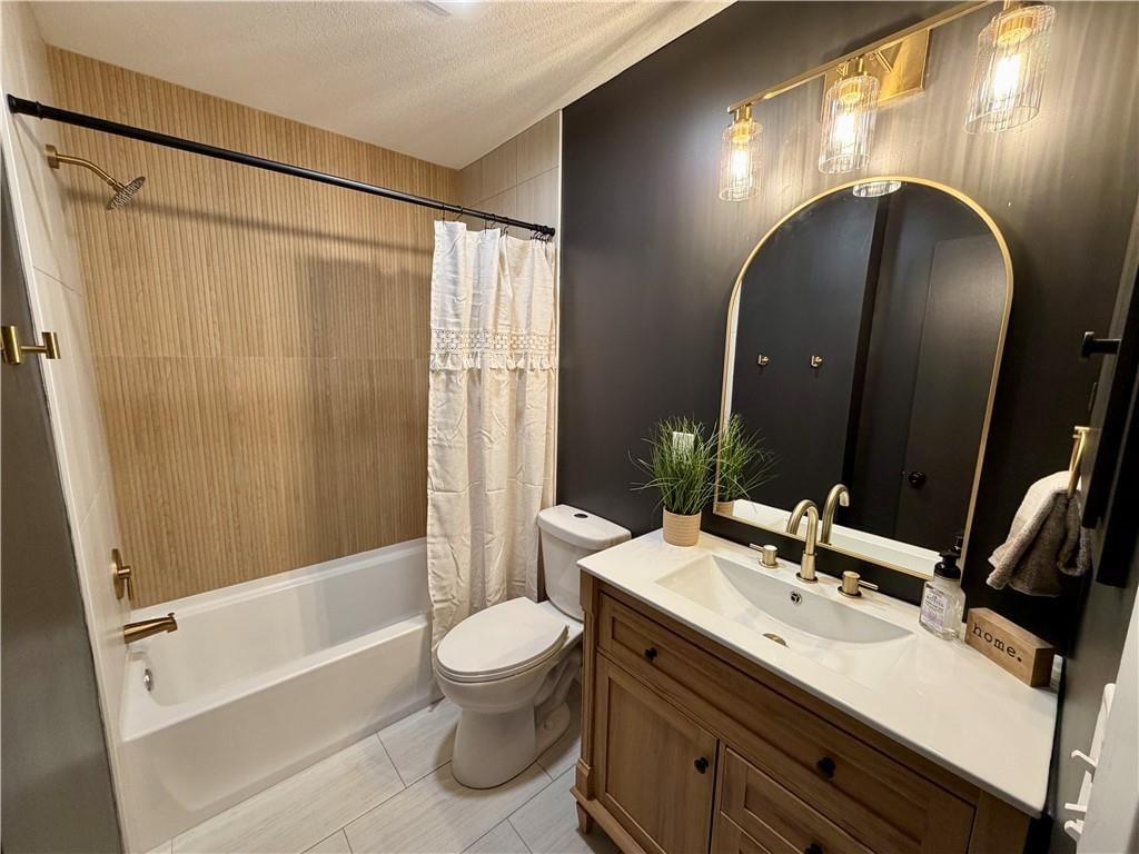 618 E Massasoit Street — photo 11