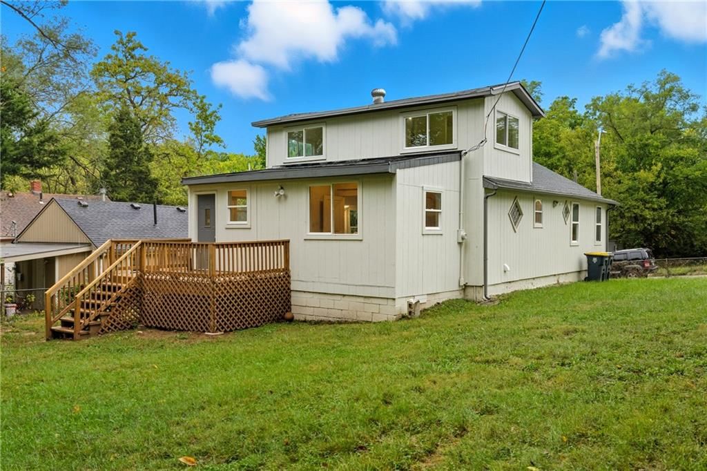 4015 Myrtle Avenue — photo 33
