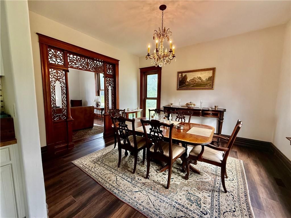 121 W Royle Street — photo 39