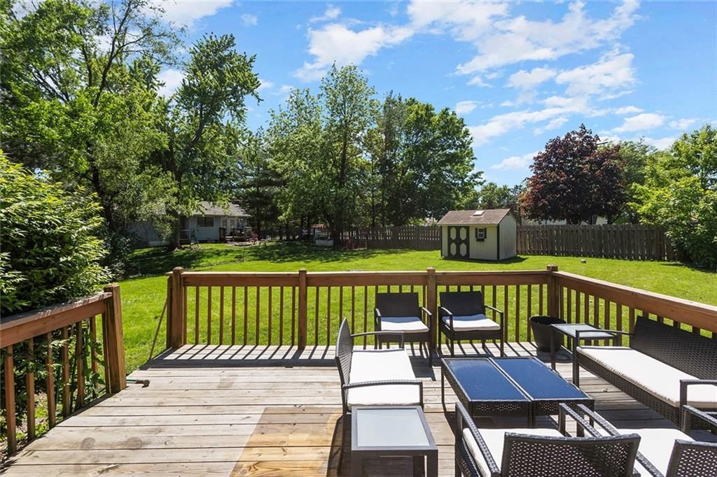 508 SW KILLARNEY Lane — photo 33