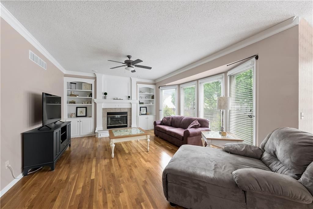 5901 W 153rd Street — photo 4