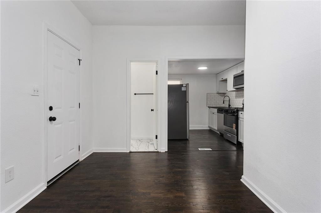 751 Simspon Avenue — photo 7
