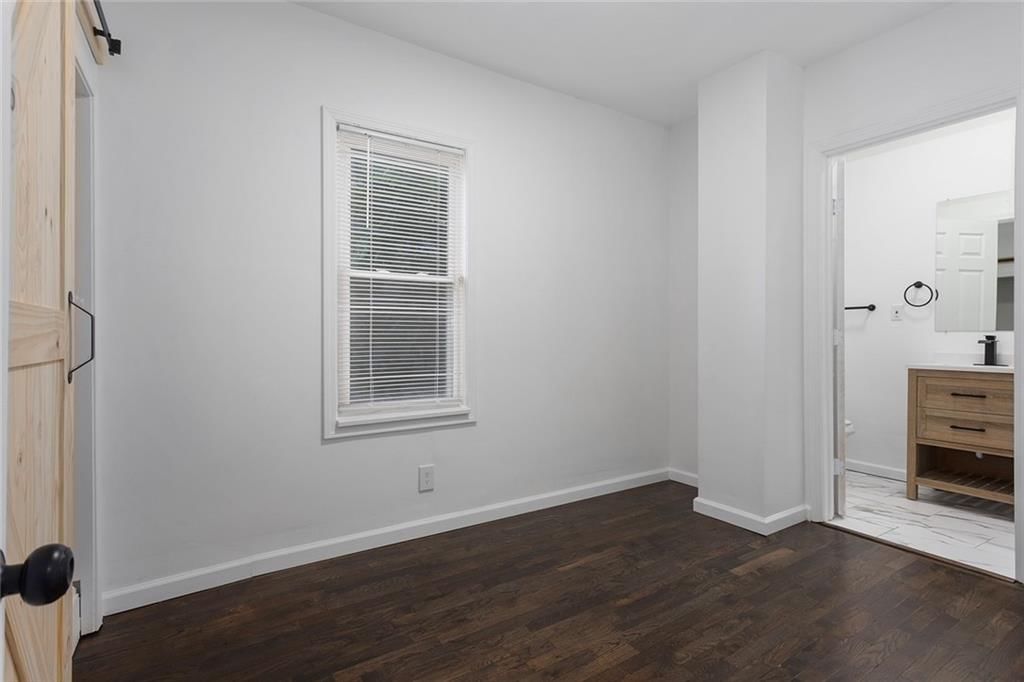 751 Simspon Avenue — photo 17