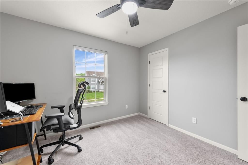 11907 N Tracy Avenue — photo 19