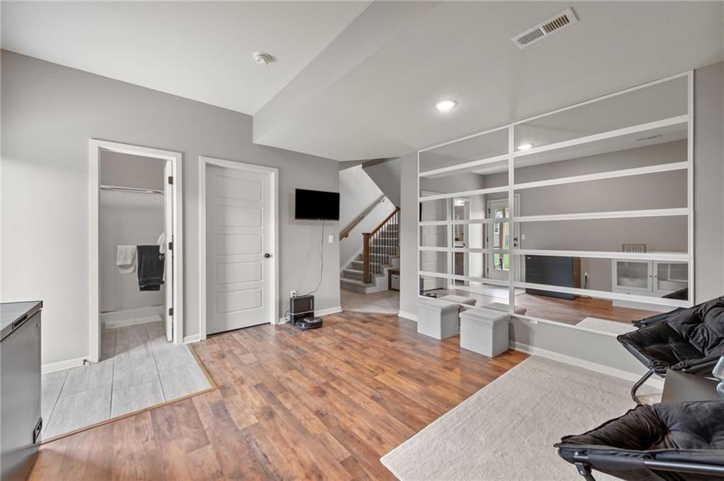 11907 N Tracy Avenue — photo 32