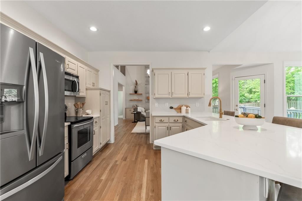 12900 Knox Street — photo 12