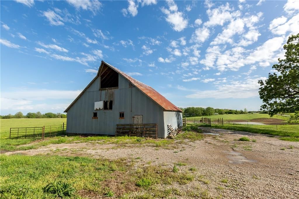 SE TBD 400th Road — photo 44