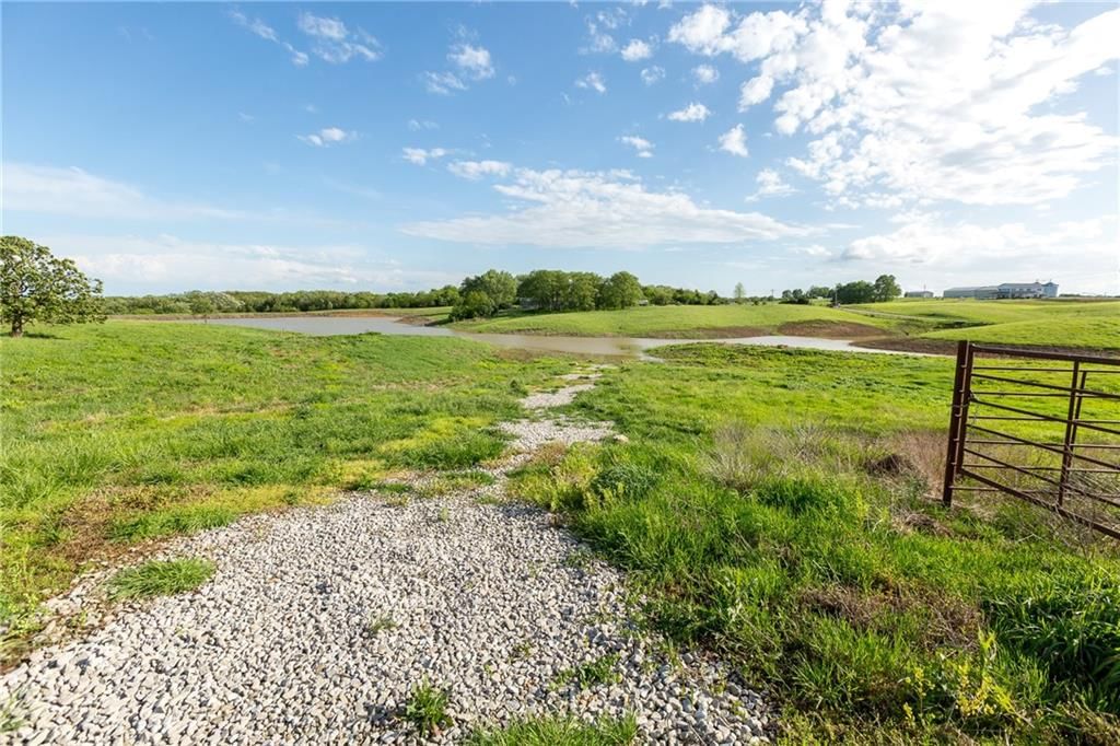 SE TBD 400th Road — photo 53
