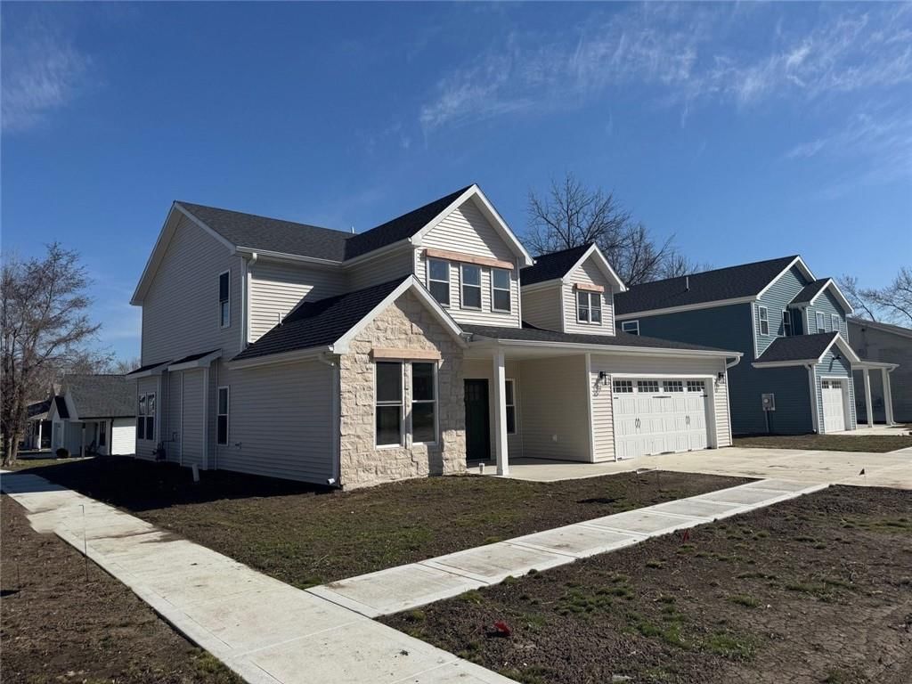 305 N Prairie Street — photo 3