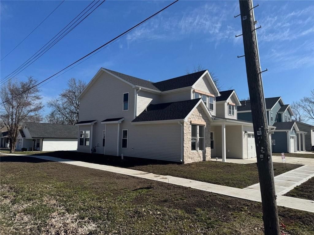 305 N Prairie Street — photo 4