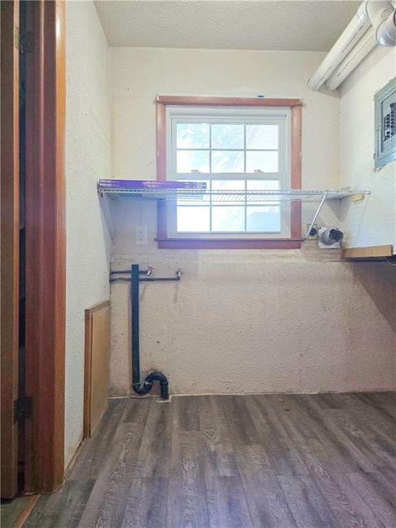 209 W 6th Street — photo 29