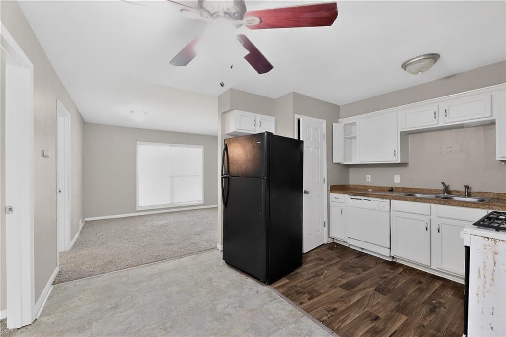 11217 PALMER Avenue — photo 9