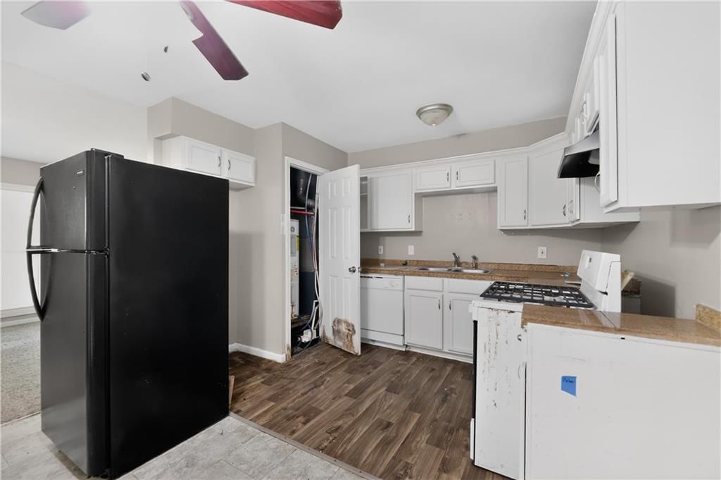 11217 PALMER Avenue — photo 12