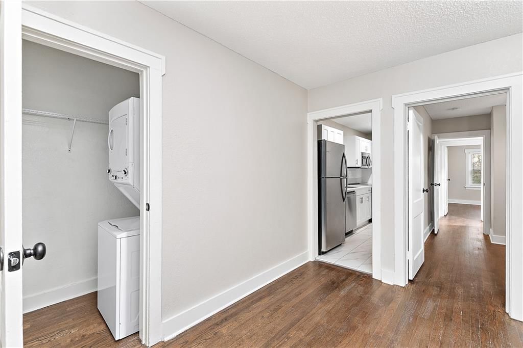 2805 Charlotte Street — photo 11