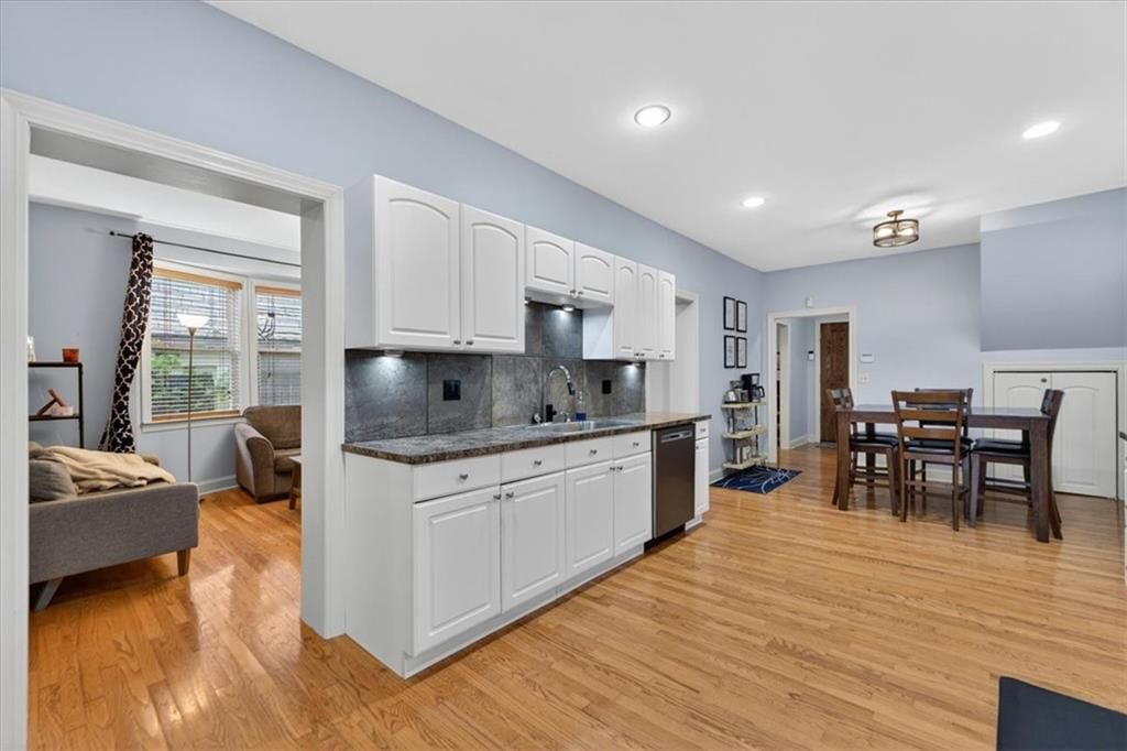 4009 Locust Street — photo 17