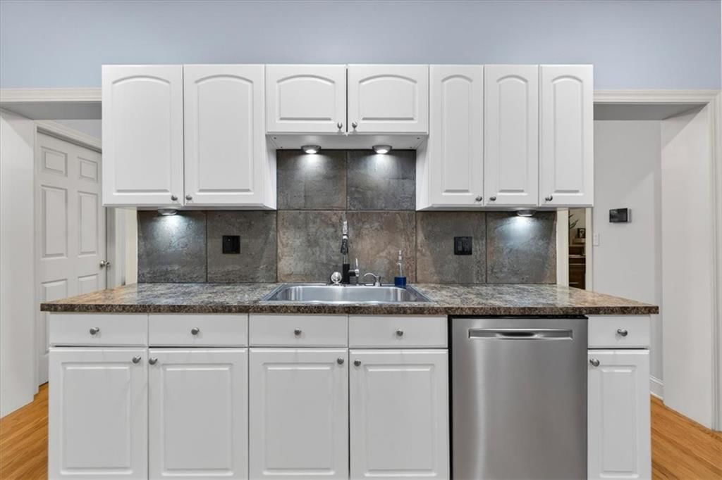 4009 Locust Street — photo 20