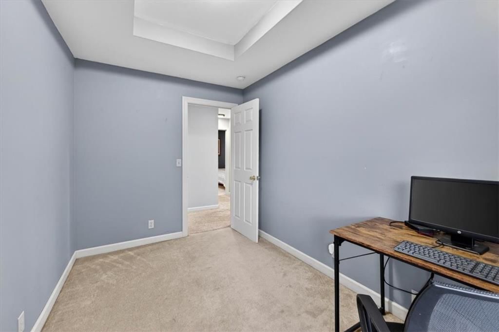 4009 Locust Street — photo 32