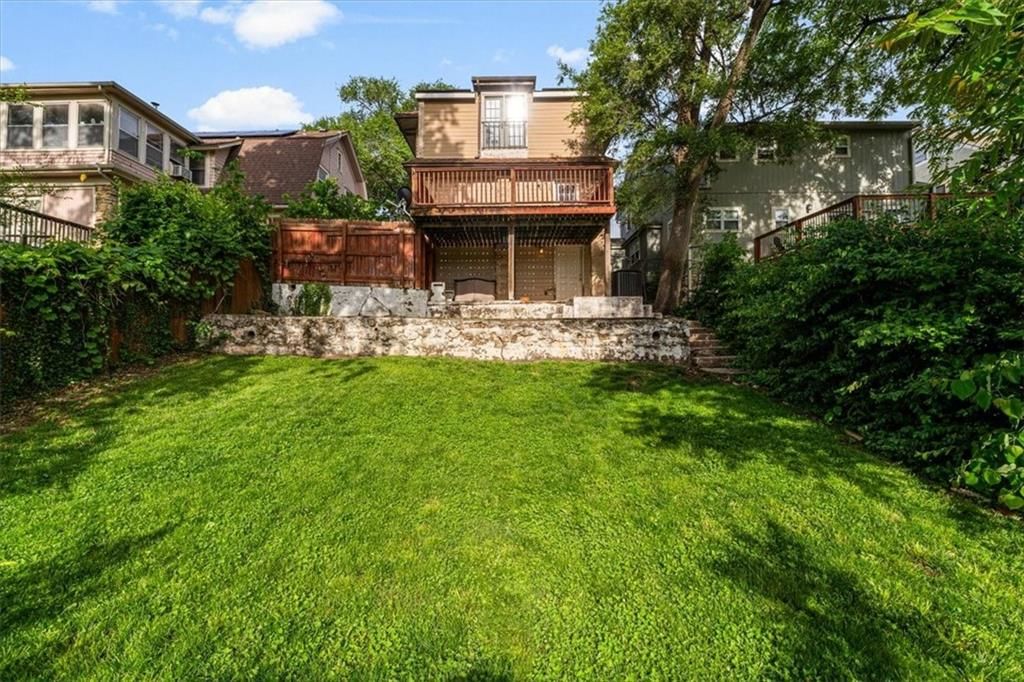 4009 Locust Street — photo 46
