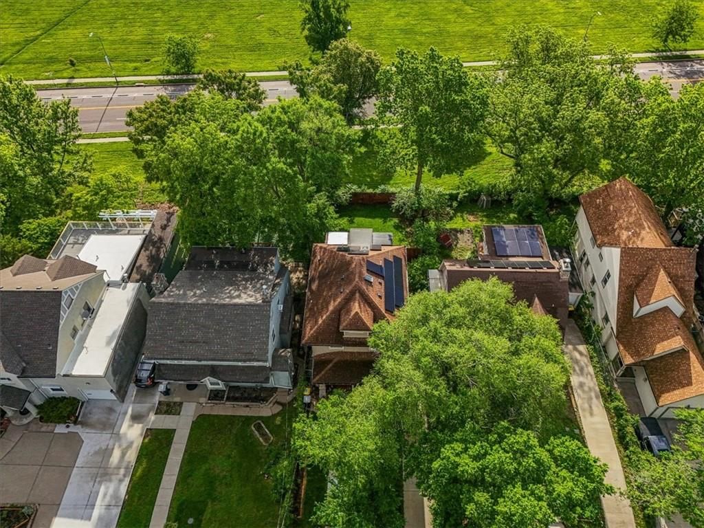 4009 Locust Street — photo 47