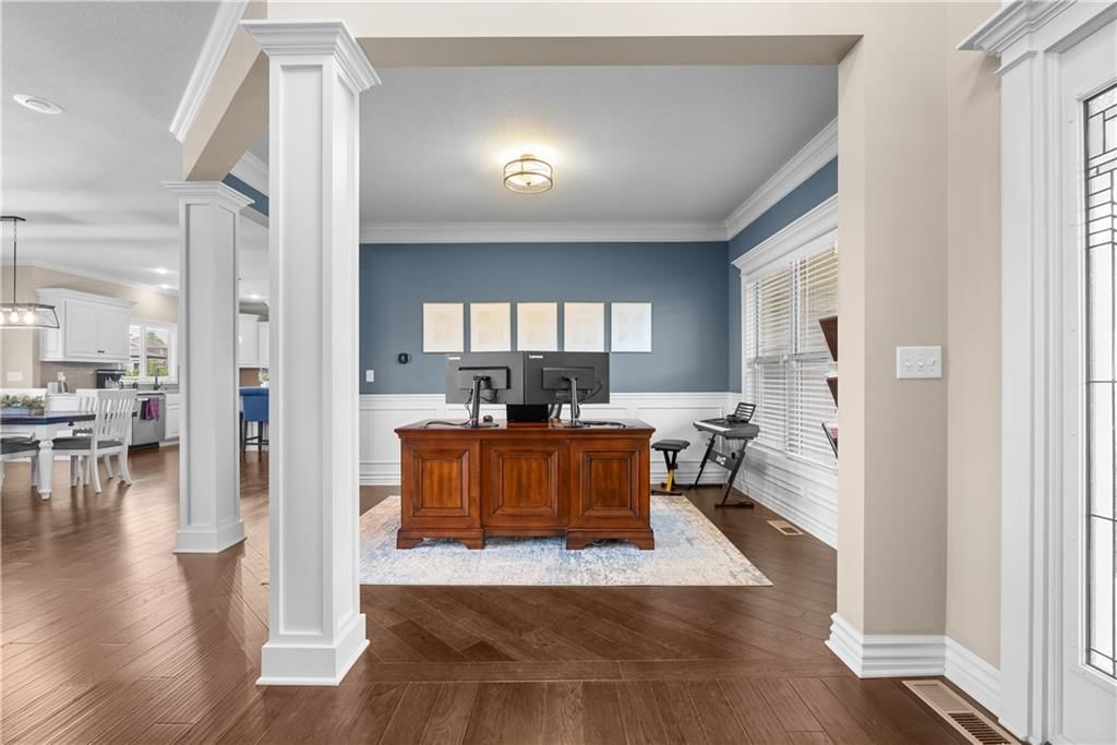 405 SE Mill Creek Circle — photo 11