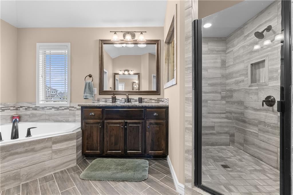405 SE Mill Creek Circle — photo 32