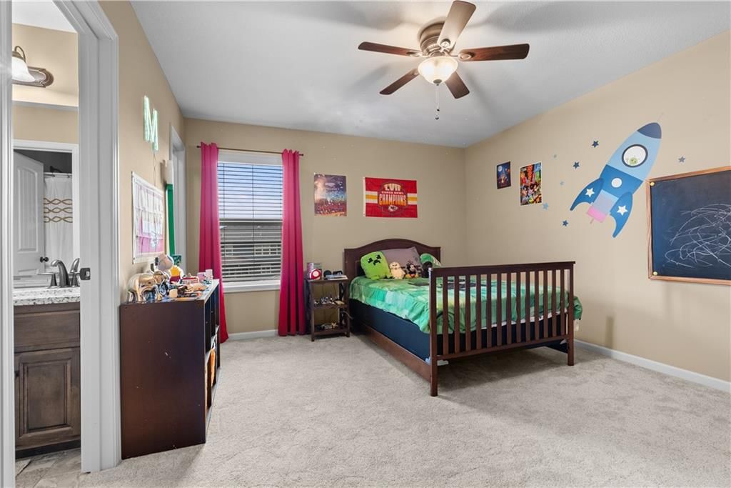 405 SE Mill Creek Circle — photo 38