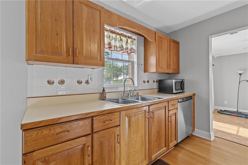 1227 N Jesse James Road — photo 15