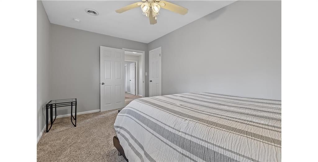 1227 N Jesse James Road — photo 27
