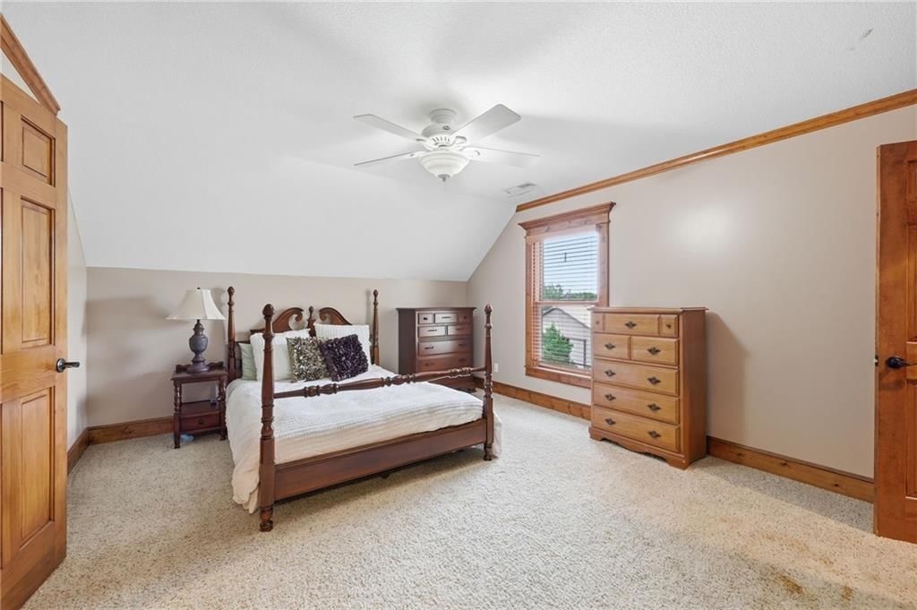 8980 Rowen Road — photo 41