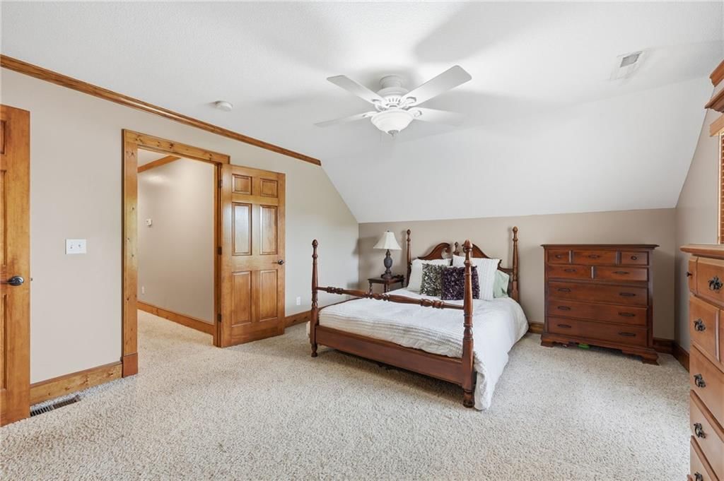 8980 Rowen Road — photo 42