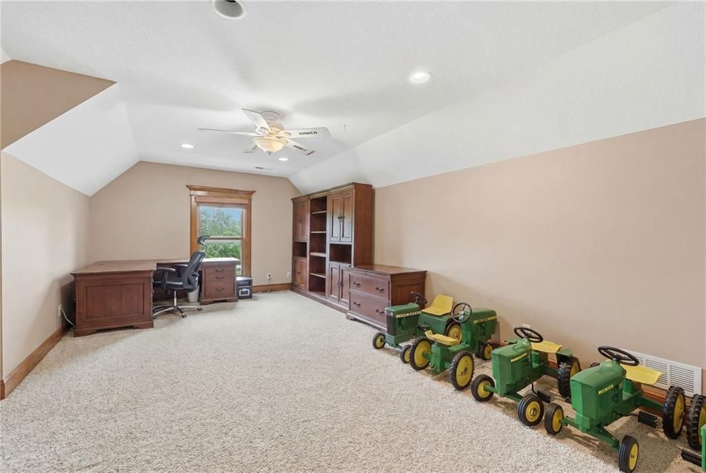 8980 Rowen Road — photo 43
