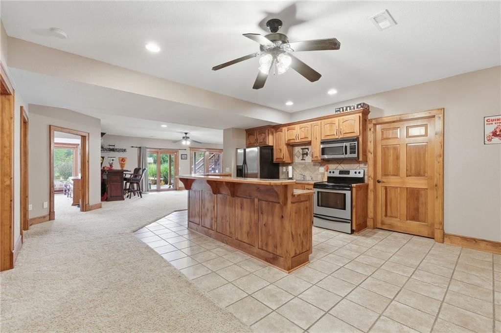 8980 Rowen Road — photo 45