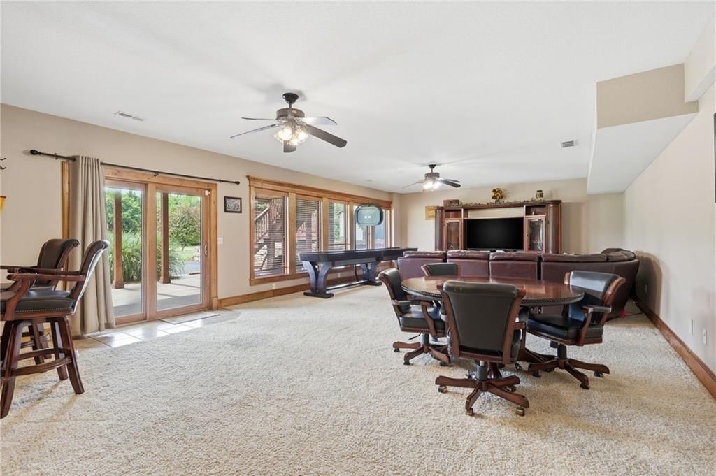 8980 Rowen Road — photo 48