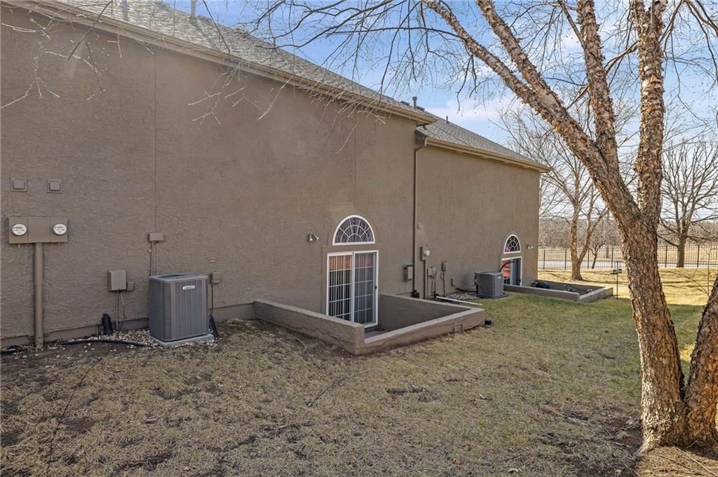 15832 W 61ST Street — photo 33