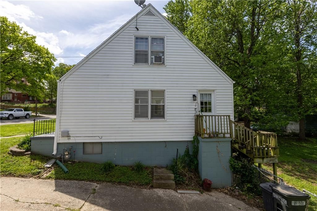206 S 31 Street — photo 4