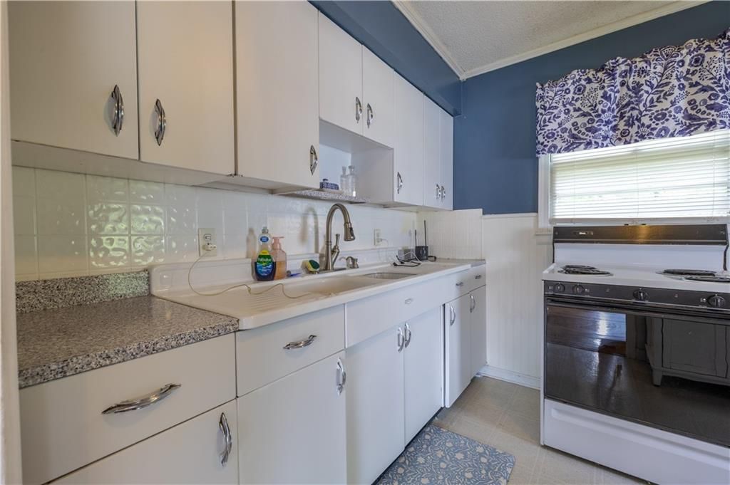 206 S 31 Street — photo 10