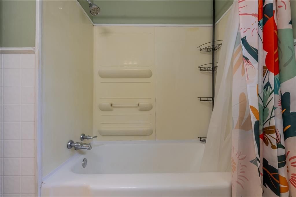 206 S 31 Street — photo 16