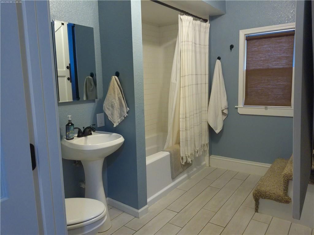 433 S Willow Street — photo 7