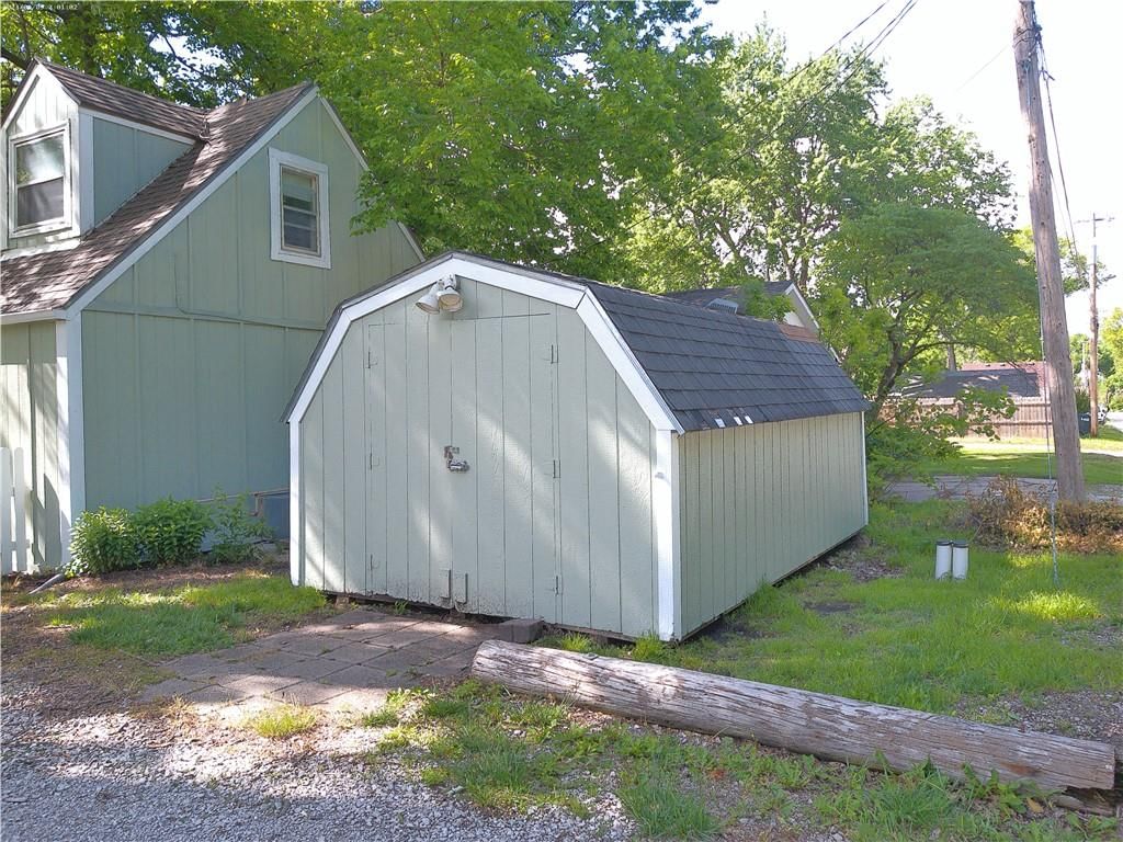 433 S Willow Street — photo 11
