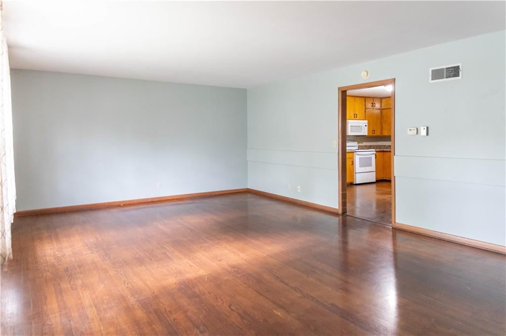 710 N Brunswick Avenue — photo 5