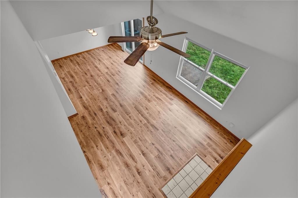 Photo 20 of 35 - 2752 Grand Circle, Lawrence, KS 66047