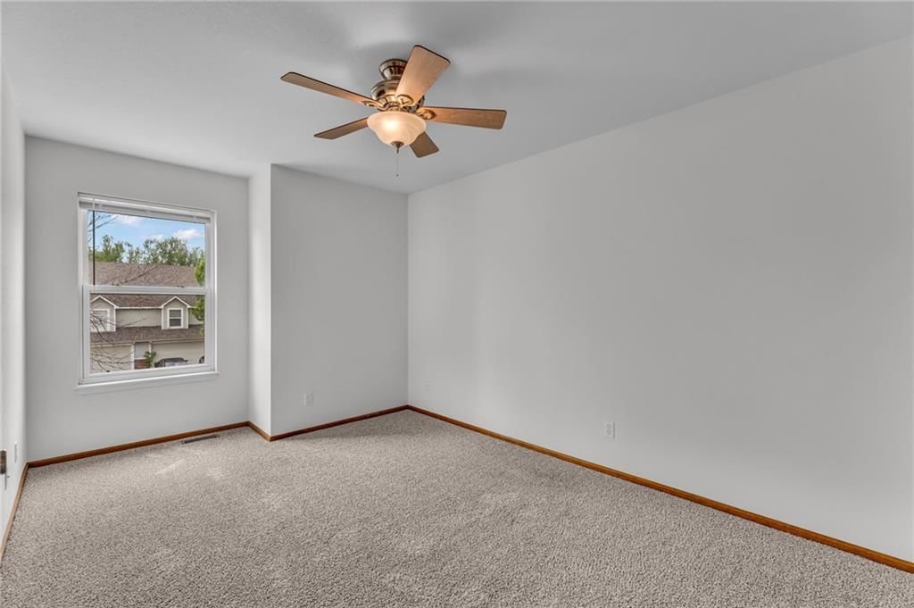 Photo 28 of 35 - 2752 Grand Circle, Lawrence, KS 66047