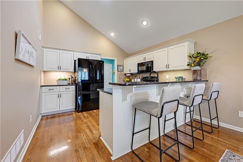 15220 S Symphony Drive — photo 9