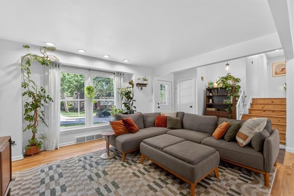 10104 W 93rd Street — photo 4